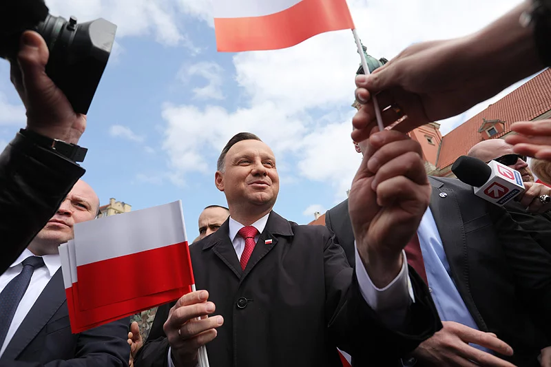 Prezydent Andrzej Duda przestał już nawet udawać, że chce być prezydentem wszystkich Polaków. Znaczą część społeczeństwa ma za "potomków zdrajców".