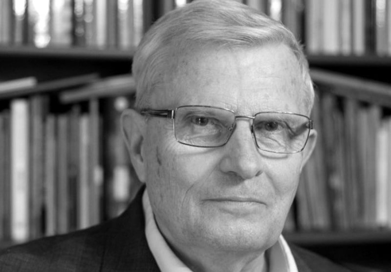 Nie żyje Adam Janowski. Był wiceministrem w rządzie Mazowieckiego