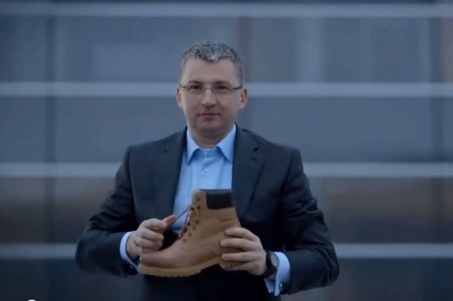 U Dariusza Miłka co roku  kupuje buty ponad połowa Polaków.