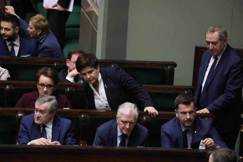 Artur Zasada (po prawej stronie Gowina) należy do najbliższych współpracowników wicepremiera, ministra nauki i szkolnictwa wyższego oraz lidera partii Porozumienie