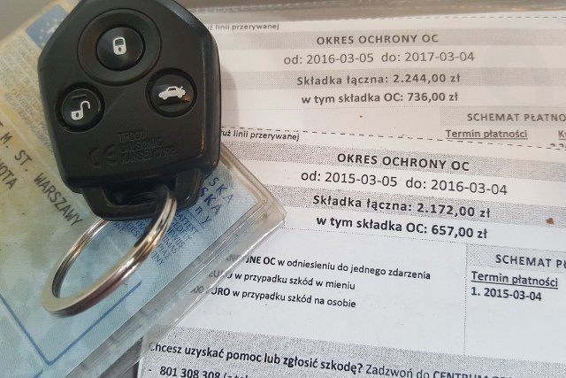 Kupując używany samochód warto zainteresować się jego OC i zastanowić, czy kontynuować policę, czy wypowiedzieć umowę.