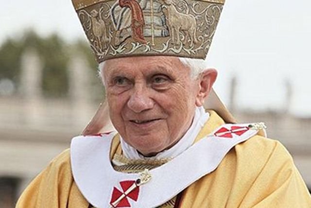Papież Benedykt XVI zapowiedział abdykację na 28 lutego 2013 r.