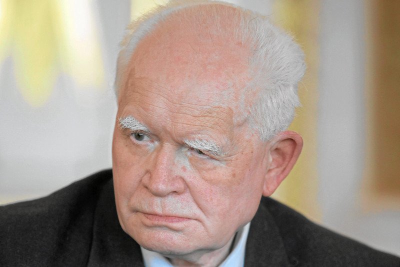 Profesor Adam Strzembosz, były prezes SN nie jest optymistą w sprawie ewentualnego weta prezydenta do ustaw o sądach