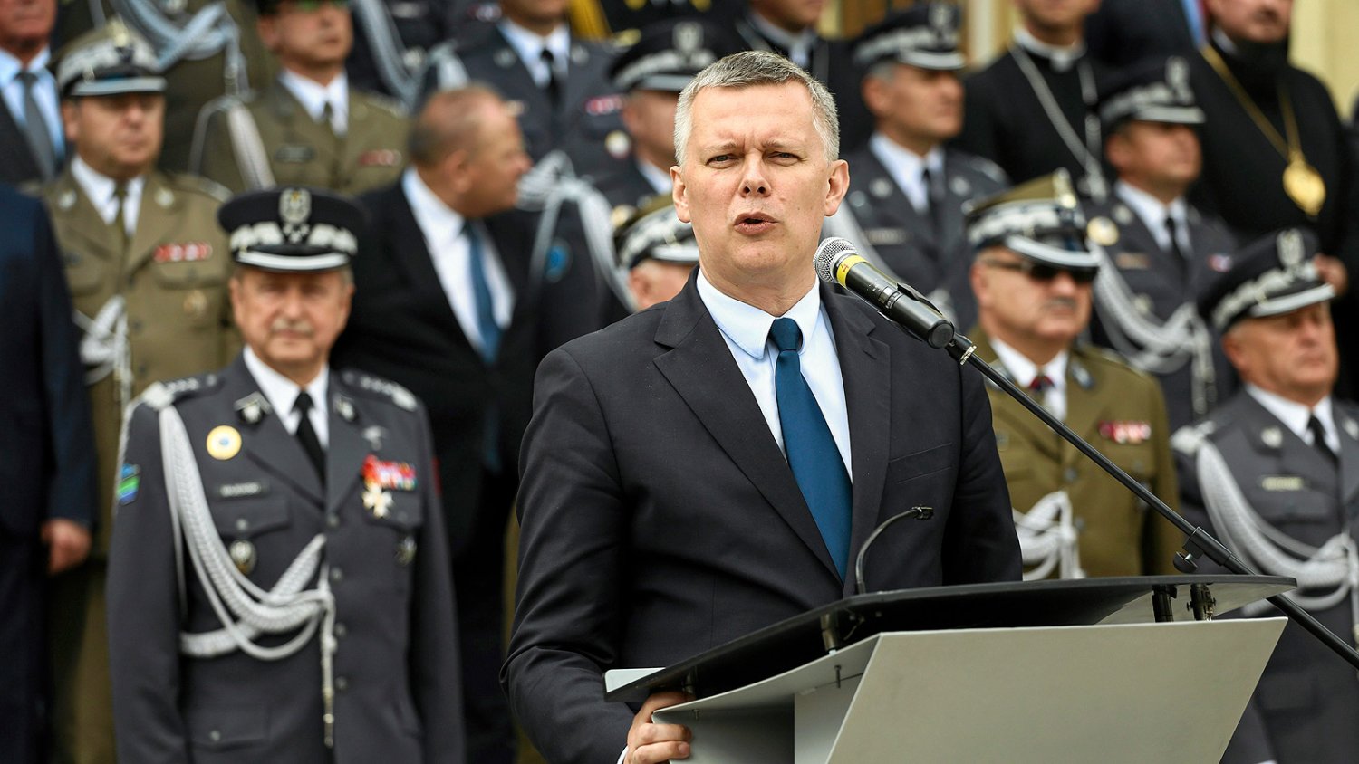 Były wicepremier i minister obrony w rządzie PO-PSL w Święto Wojska Polskiego ostro rozlicza następców w MON, czyli Antoniego Macierewicza i Marusza Błaszczaka.