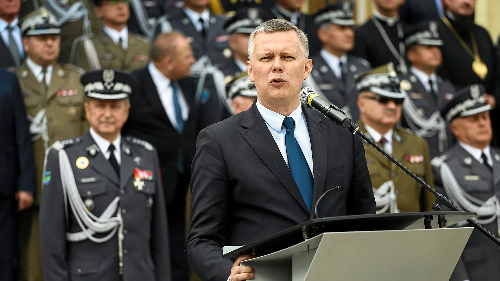 Były wicepremier i minister obrony w rządzie PO-PSL w Święto Wojska Polskiego ostro rozlicza następców w MON, czyli Antoniego Macierewicza i Marusza Błaszczaka.