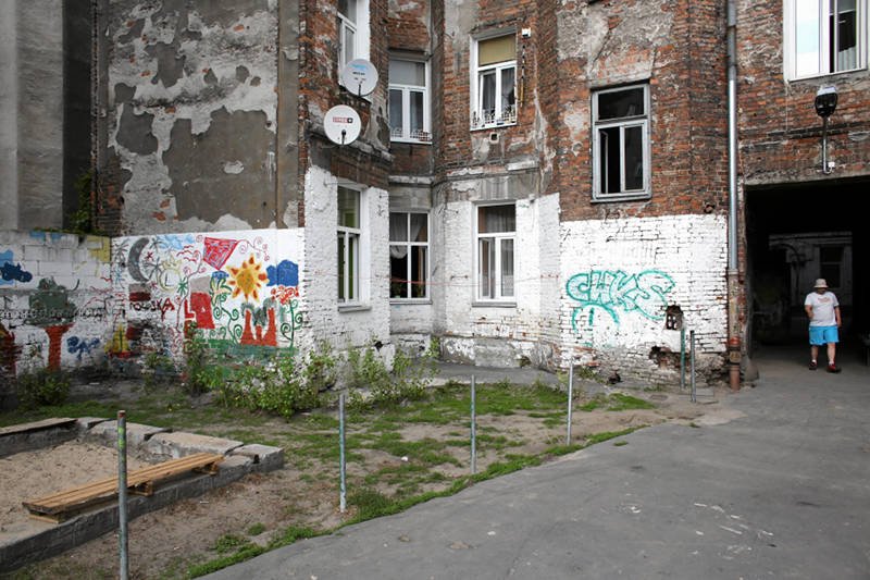 Jedno z podwórek na warszawskiej Pradze Północ