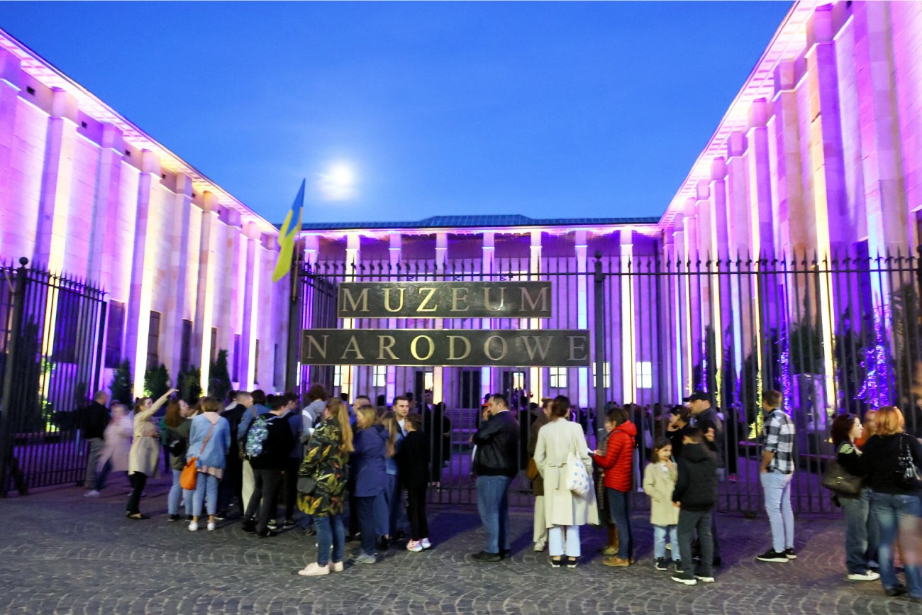 Noc Muzeów. Wybieracie się postać w kolejkach?