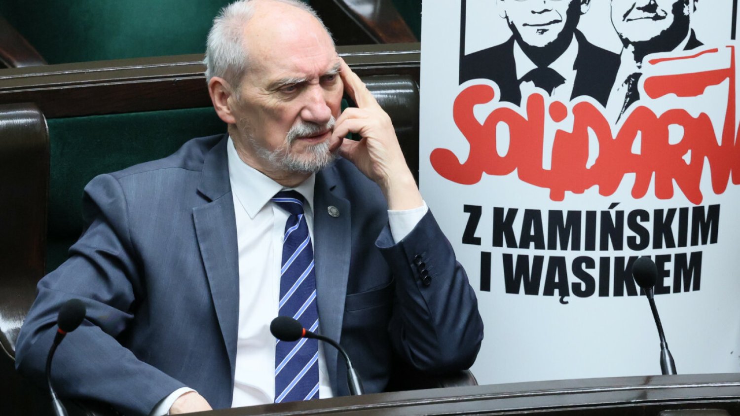 MON ujawnia wydatki na ochronę Macierewicza! "Jest to zatrważające"