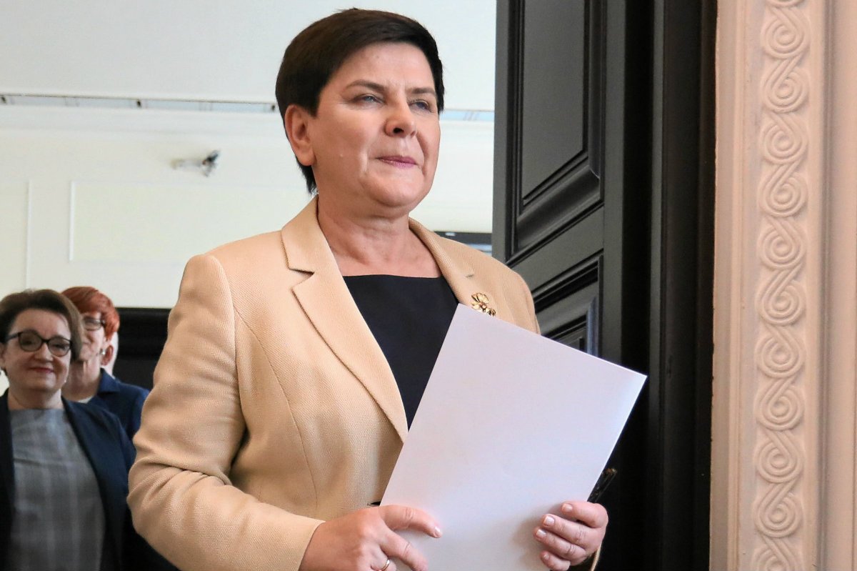 W wypowiedziach polityków PiS dotyczących daty wyborów parlamentarnych pada jedna data: 13 października.