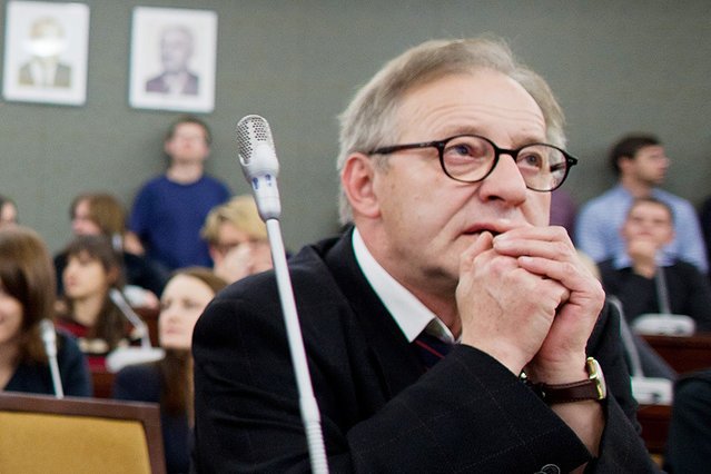 Prof. Lech Morawski zrezygnował z bycia promotorem Tymoteusza Marca. To efekt jego konfliktu z dawnymi kolegami z UMK, którzy skrytykowali jego kontrowersyjny wykład na Oksfordzie.