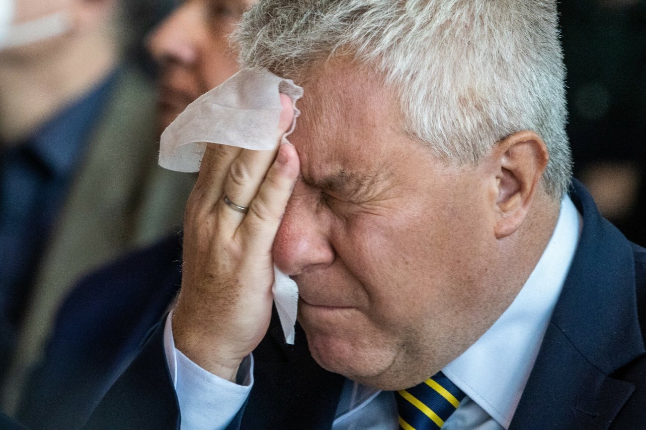 Komornik ściągnął 100 tys z konta PiS. Powodem banery wyborcze Czarneckiego. Komornik ściągnął 100 tys z konta PiS. Powodem banery wyborcze Czarneckiego.