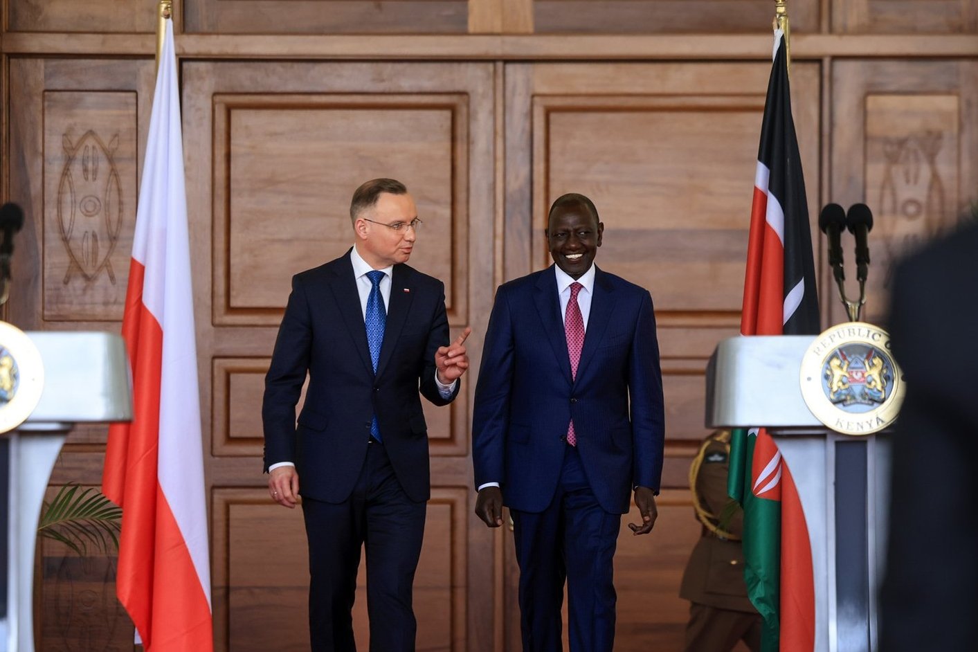 Duda w Kenii. Osobliwe wykonanie "Mazurka Dąbrowskiego".