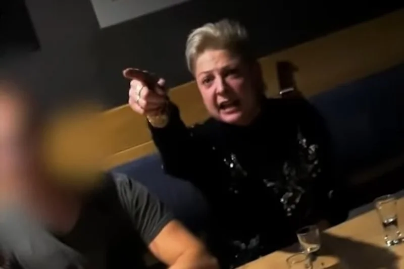 Podczas SylwestraDawid Narożny zarzucił byłej żonie picie "wódeczki".