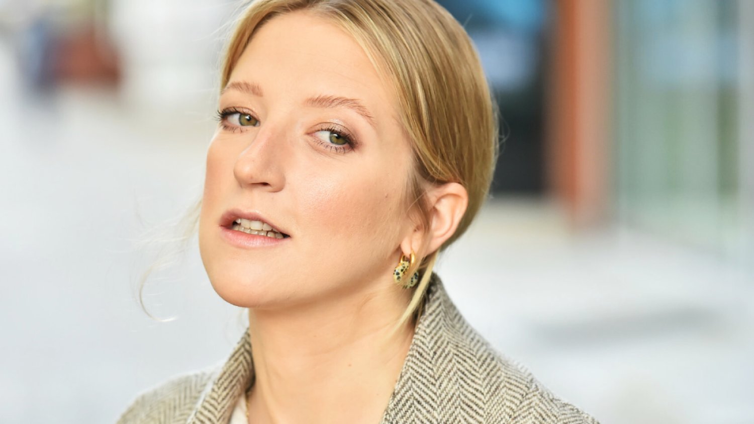 Lara Gessler wspomina swoje dzieciństwo. "Rodzice byli na celowniku mafii"