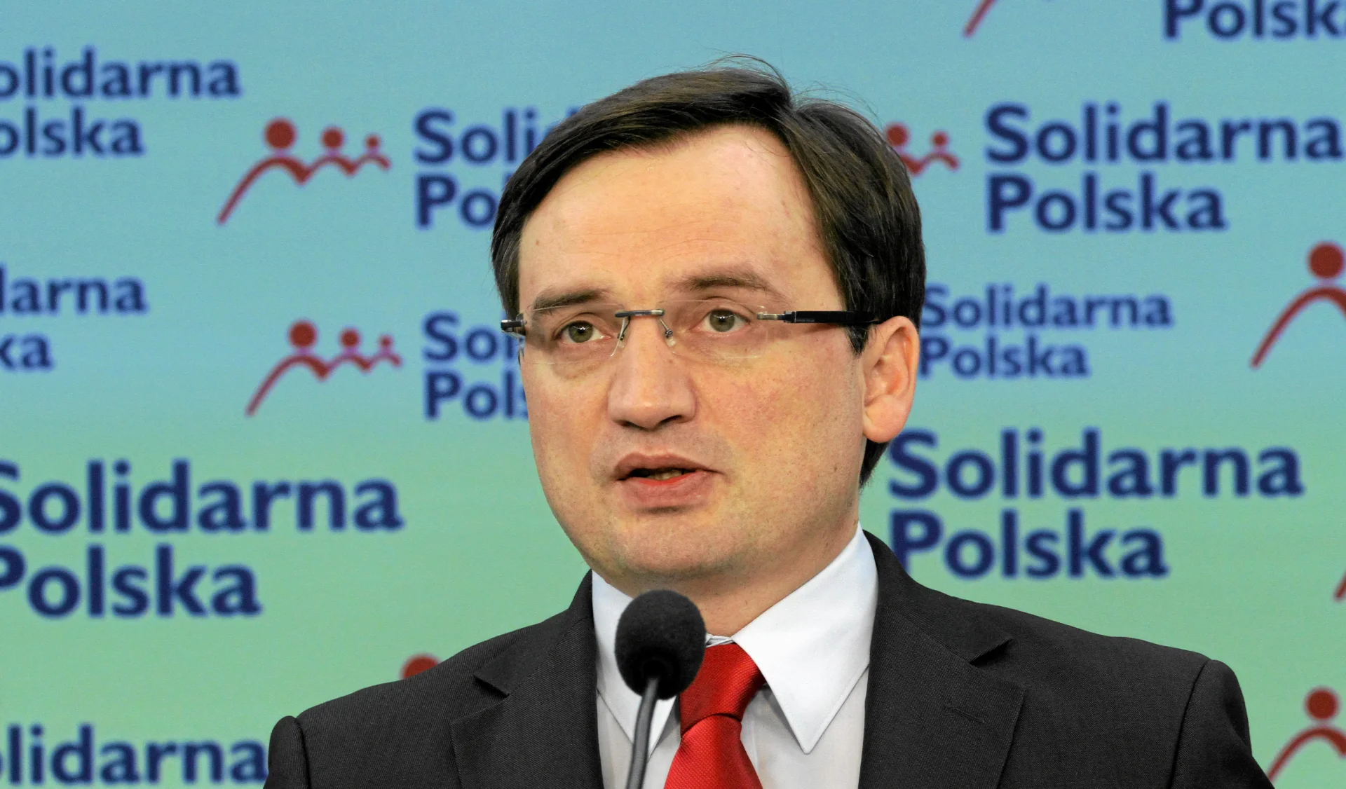 Zbigniew Ziobro wrócił do łask, ale stylu nie zmienił.