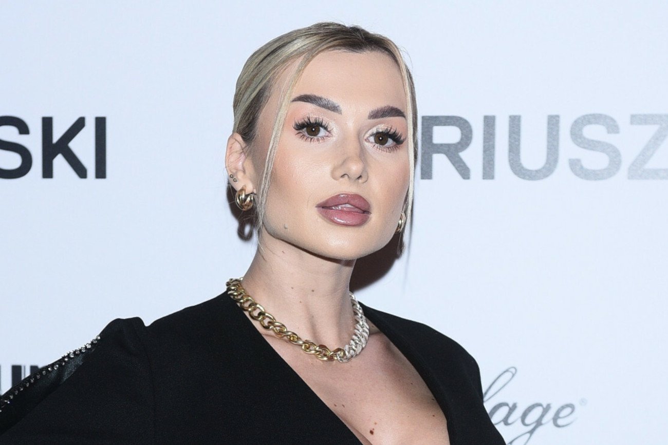 Wersow odsłoniła ciało po ciąży na Instagramie.