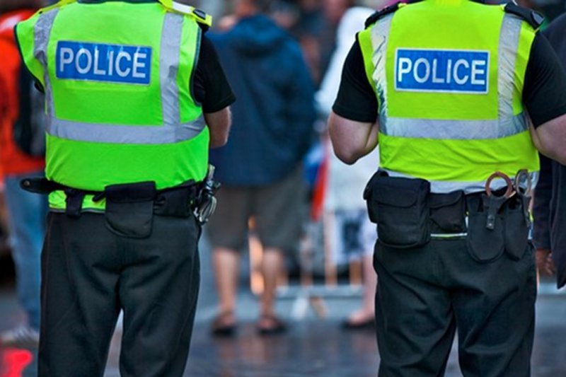 Brytyjska policja ujęła sprawców rasistowskich napadów.