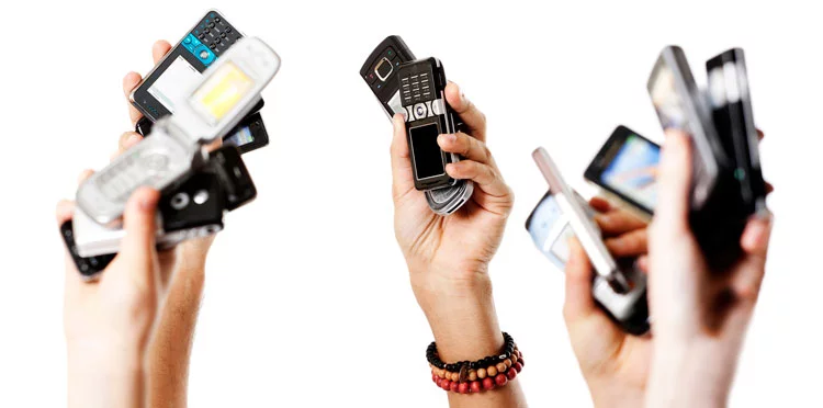Oddając stary telefon do salonu Orange, użytkownik może otrzymać bon na zakupy z oferty operatora i za jego pomocą nabyć np. akcesoria albo zapłacić pierwszą ratę za nowe urządzenie