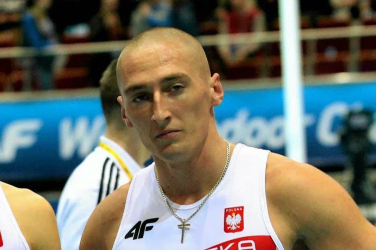 Jakub Krzewina został zawieszony. Grożą mu nawet dwa lata dyskwalifikacji.
