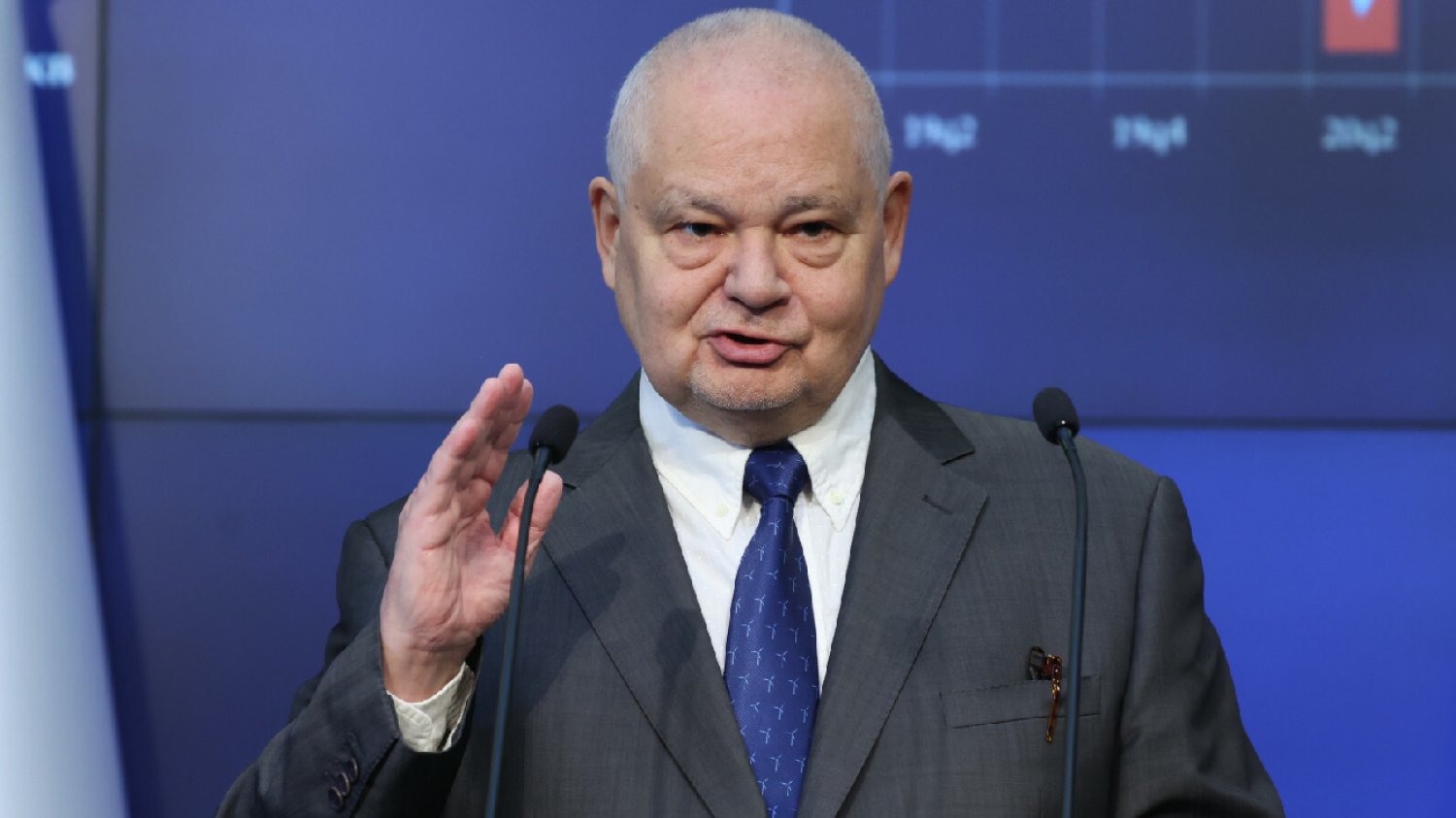 Adam Glapiński dał sobie ogromne nagrody? Człowiek Dudy ujawnia.