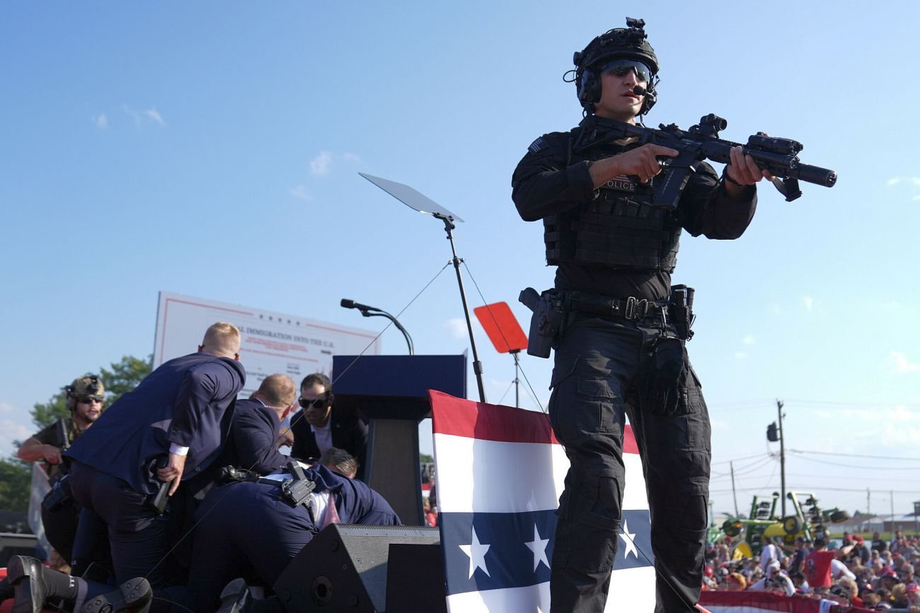 50-letni mężczyzna własnym ciałem zasłonił żonę i córki na wiecu Trumpa. Zginął na miejscu