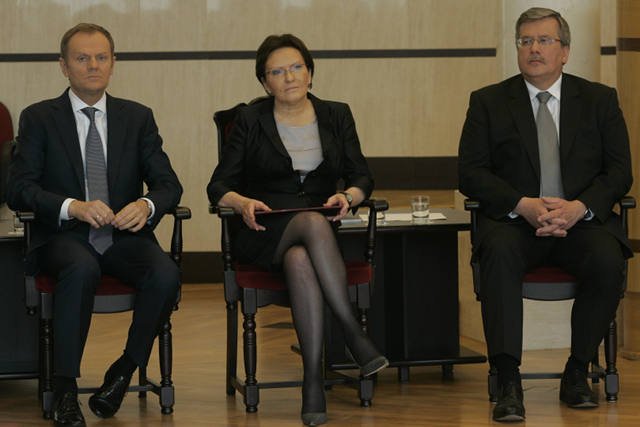 Premier Donald Tusk, marszałek Sejmu Ewa Kopacz oraz prezydent Bronisław Komorowski