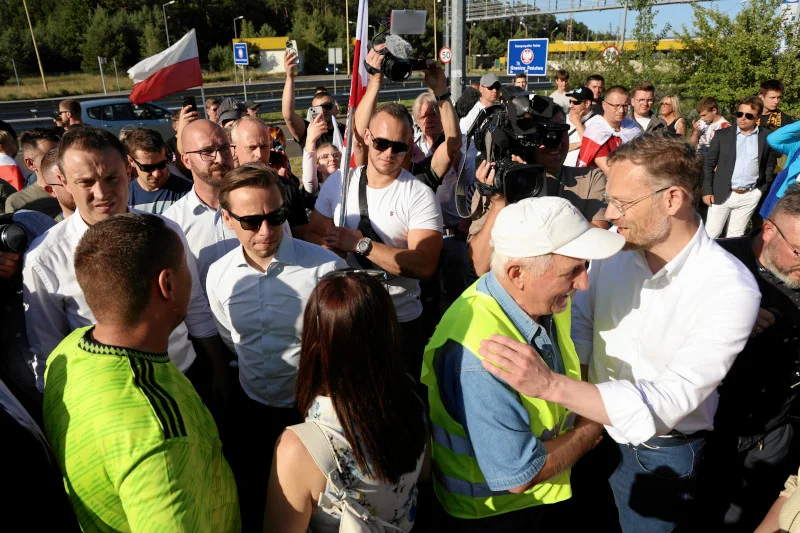 Patrole obywatelskie i szturm na granicy z Niemcami. Tak o sobie mówią Patrole obywatelskie i szturm na granicy z Niemcami. Tak o sobie mówią