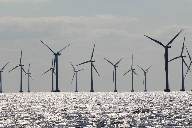 Projekt ustawy Prawa i Sprawiedliwości ustala zasady budowania i używania wiatraków.