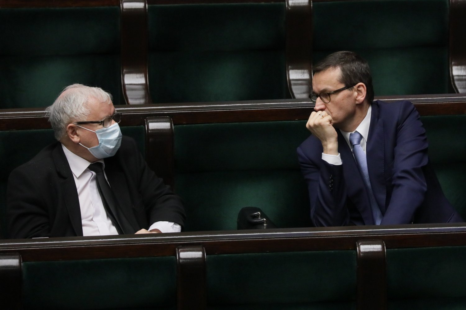 Polskie firmy mogą tego nie przetrwać. Ujawniono, jak rząd PiS chce wydawać pieniądze w 2021 r. Czy polskie firmy to przetrwają? - zastanawiają się ekonomiści. Wiadomo, jak rząd chce wydawać pieniądze w 2021 r.