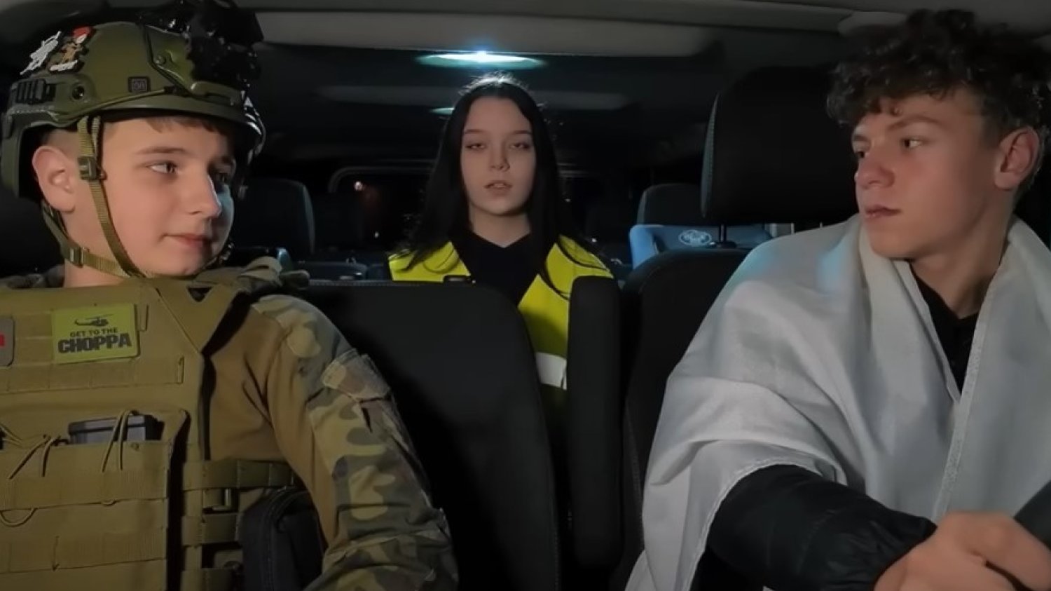 Uczniowie z Koronowa podbili sieć swoim filmem o odblaskach. Internauci są zachwyceni Spot uczniów o odblaskach stał się hitem sieci. Zobacz film wideo