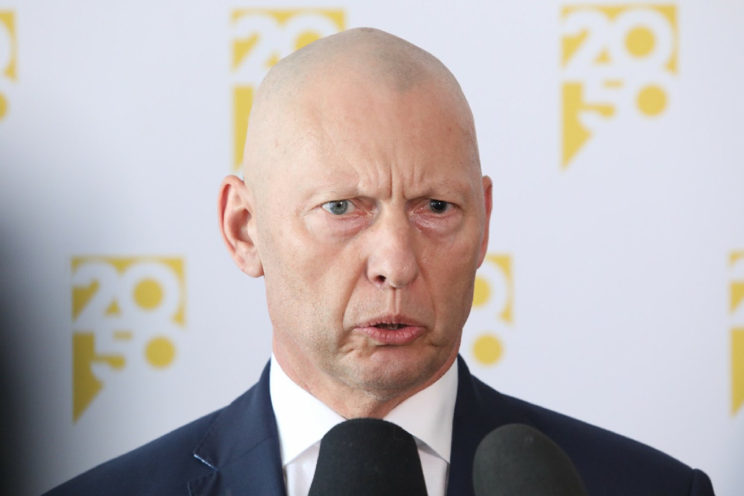 TVP pisze o doradcy Hołowni. Gen. Różański usłyszał zarzuty