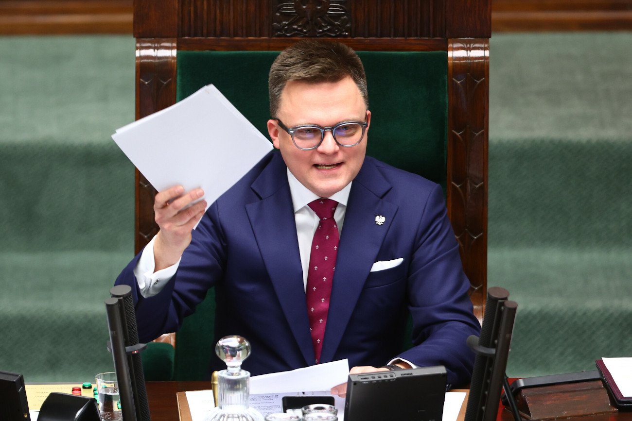 Kłótnia już na początku posiedzenia. Hołownia musiał zareagować