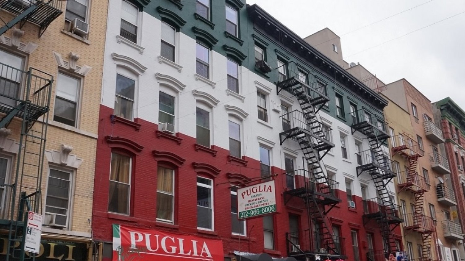Kamienica w Little Italy.