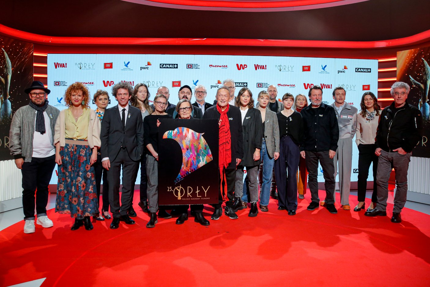 Gdzie obejrzymy online nominowane do Orłów 2023 filmy? Przygotowaliśmy listę.