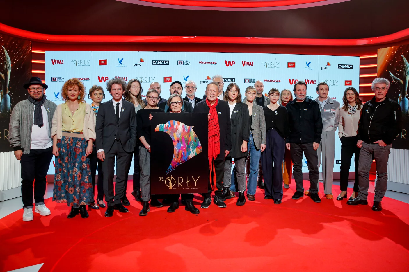 Gdzie obejrzymy online nominowane do Orłów 2023 filmy? Przygotowaliśmy listę.