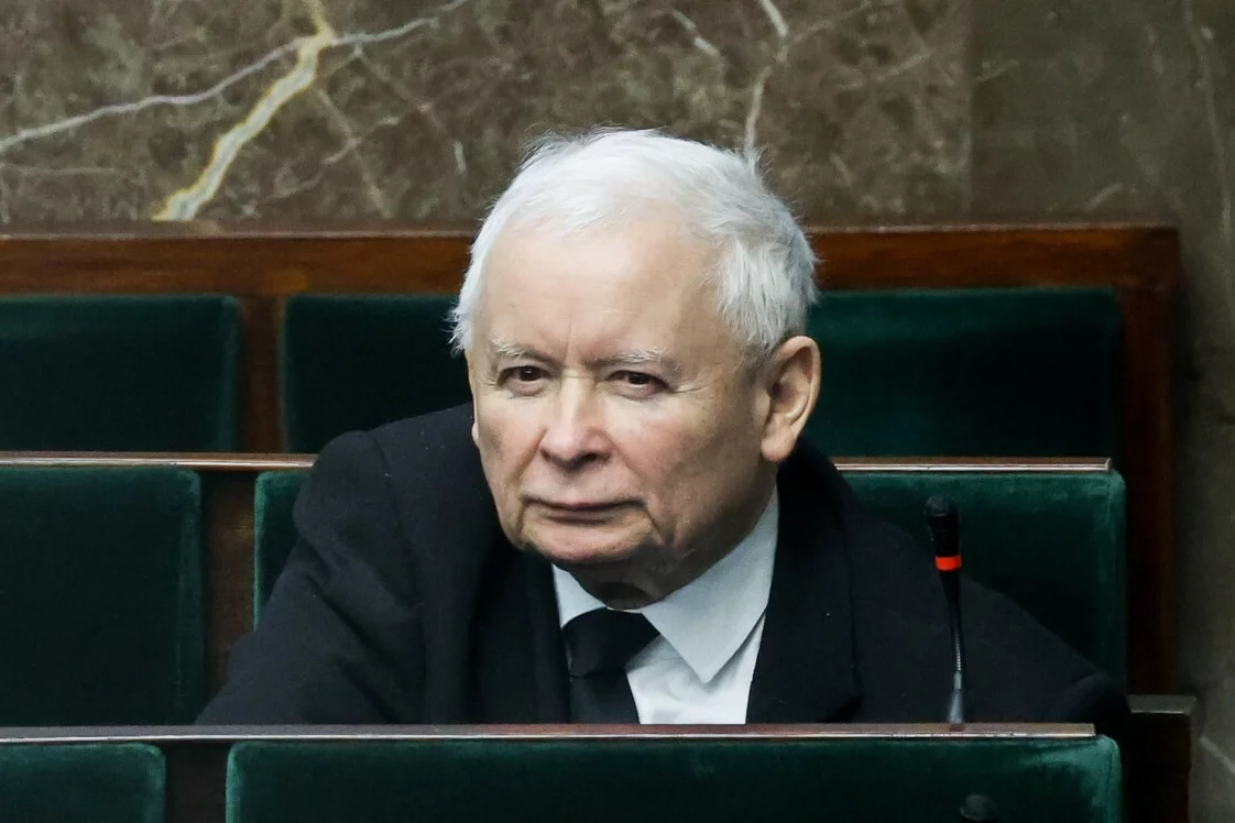 Wyniki najnowszego sondażu mogą nie stanowić powodu do radości dla PiS-u.