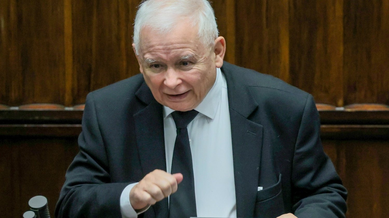 Będzie dodatkowe posiedzenie Sejmu. Chodzi o pomysł Kaczyńskiego.