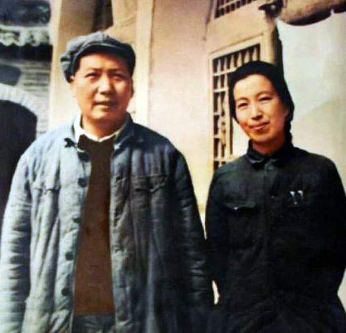 Mao Tse–tung ze swoją czwartą żoną, Jiang Qing.