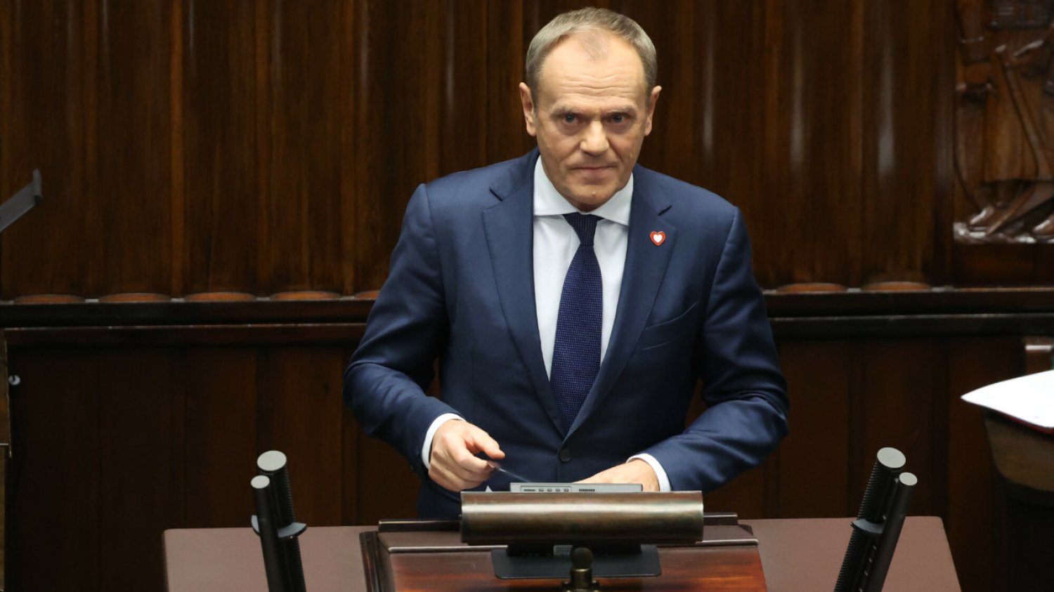 Nie odczytuje się listu pożegnalnego samobójcy - ostrzega suicydolożka komentując ekspose Donalda Tuska.