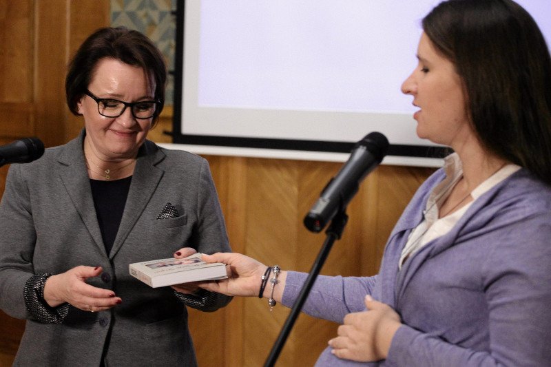 Karolina Elbanowska u minister edukacji, listopada 2015 rok.