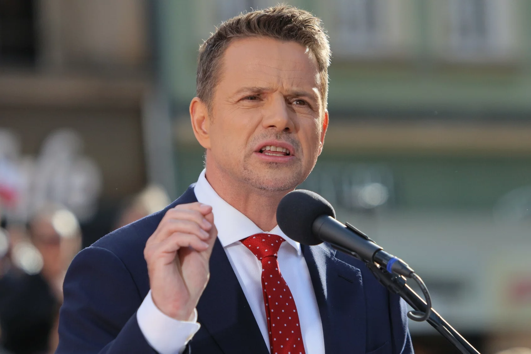 Trzaskowski zaskoczył na wiecu. "Muszę się zwrócić do pana Kaczyńskiego"