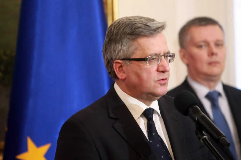 Bronisław Komorowski deklaruje udział Polski w ewentualnej misji pokojowej na Ukrainie.