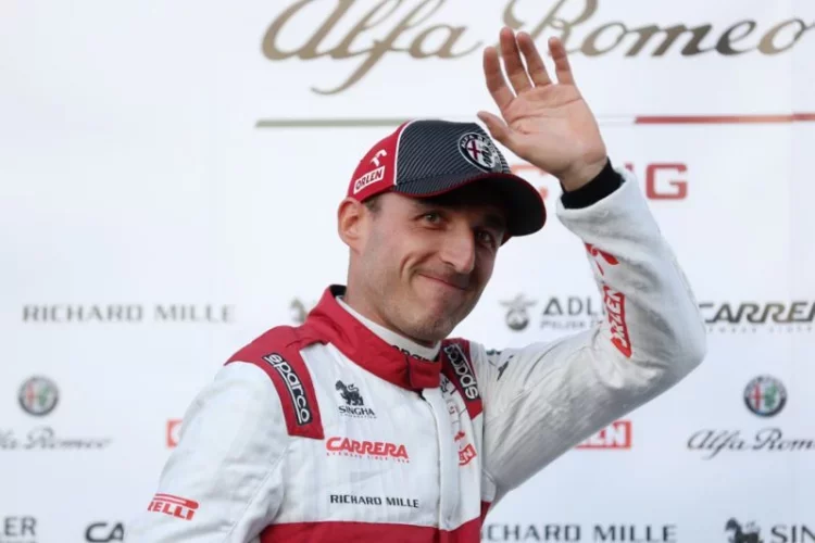 Robert Kubica żartuje na Instagramie z Antonio Giovinazziego.