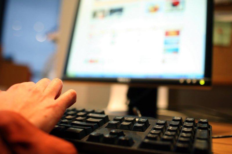 Rośnie skala internetowej pedofilii.