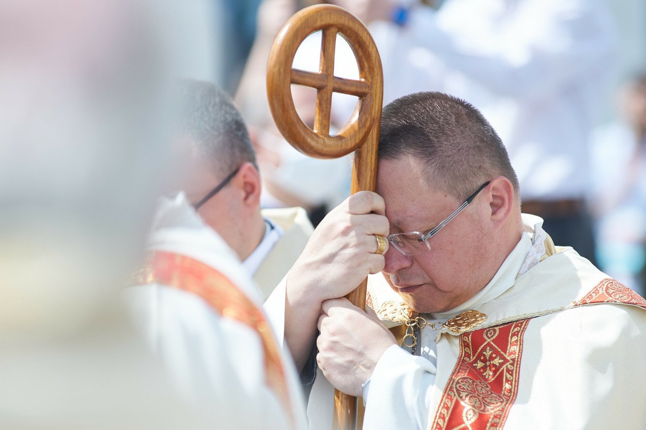 Abp Grzegorz Ryś udzielił PAP wywiadu, w którym mówił o apostazji.