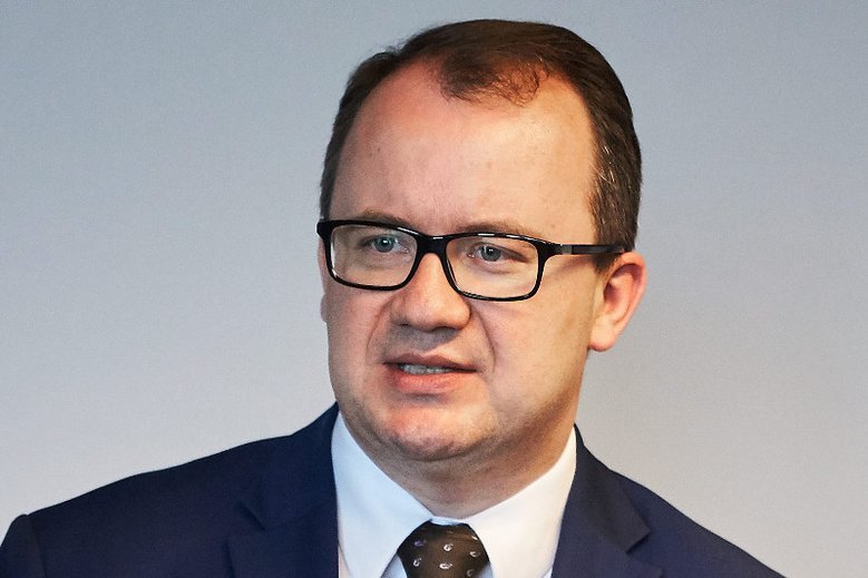 Adam Bodnar wysłał pismo do MEN ws. organizacji egzaminów gimnazjalnych. Wiceminister sprawiedliwości go krytykuje.