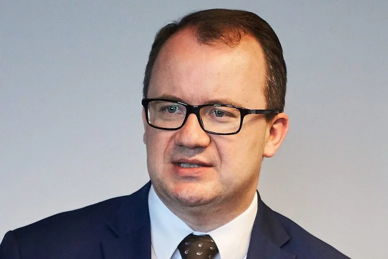 Adam Bodnar wysłał pismo do MEN ws. organizacji egzaminów gimnazjalnych. Wiceminister sprawiedliwości go krytykuje.
