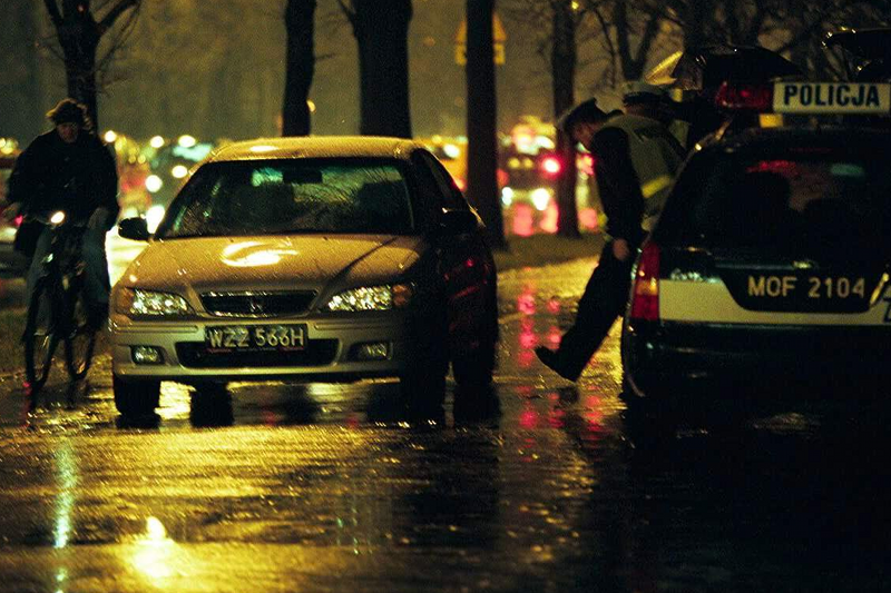 Proponowane zmiany mają poprawić bezpieczeństwo na drogach po zmroku.