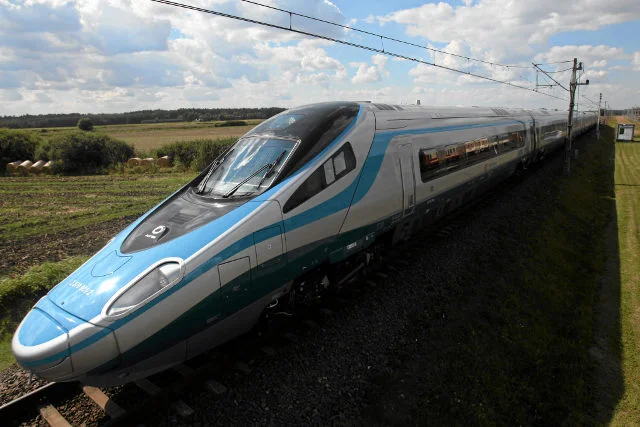 Janusz Piechociński powiedział, że kontrakt na Pendolino może zostać zerwany
