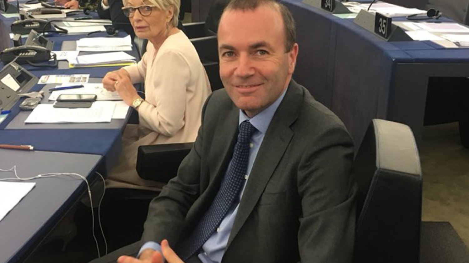 Manfred Weber zaatakował premiera Morawieckiego